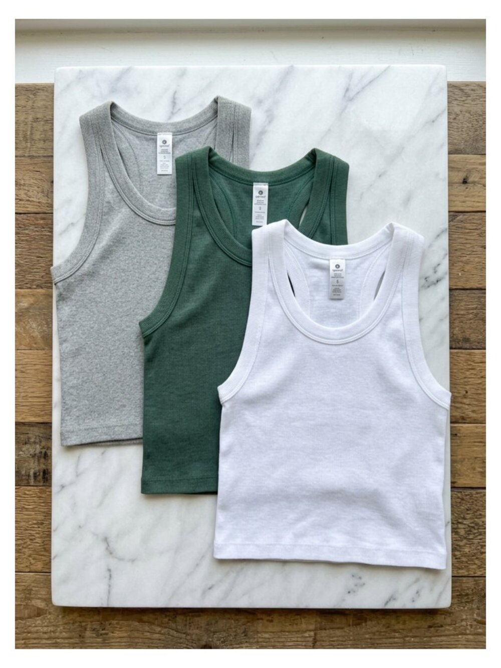 Women's Seamless Ribbed Racerback Tank Tops 3 Pack Fitness Yoga
